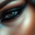 Makijaż smoky eyes – jak wykonać przydymione oko krok po kroku?